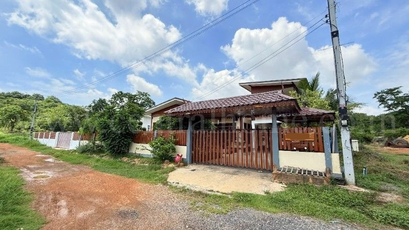 Single house 100 sq m, built on a hill, Nong Yao, Mueang Saraburi, beautiful house, ready to move in, cheap price. – รูปที่ 2