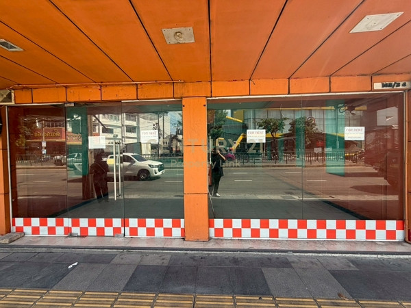Prime Location! 4-Story Building for Rent Opposite Union Mall (250 sq.m.) Near MRT No.59-OT-69009 Prime Location! 4-Story Building for Rent Opposite Union Mall (250 sq.m.) Near MRT No.59-OT-69009