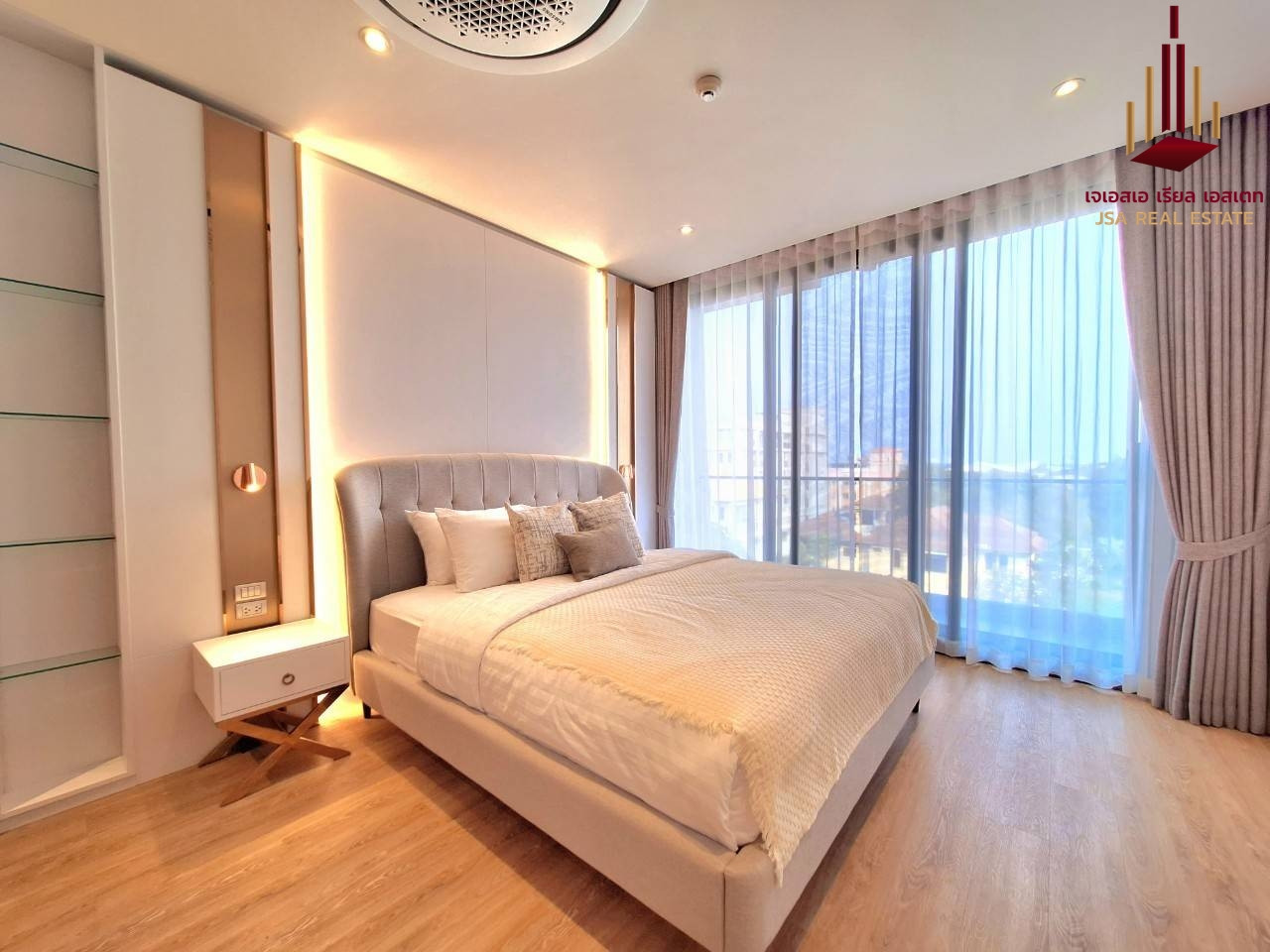 ✨ For Rent: Bearing Residence Condo ✨ 💰 Only 115,000 THB/month