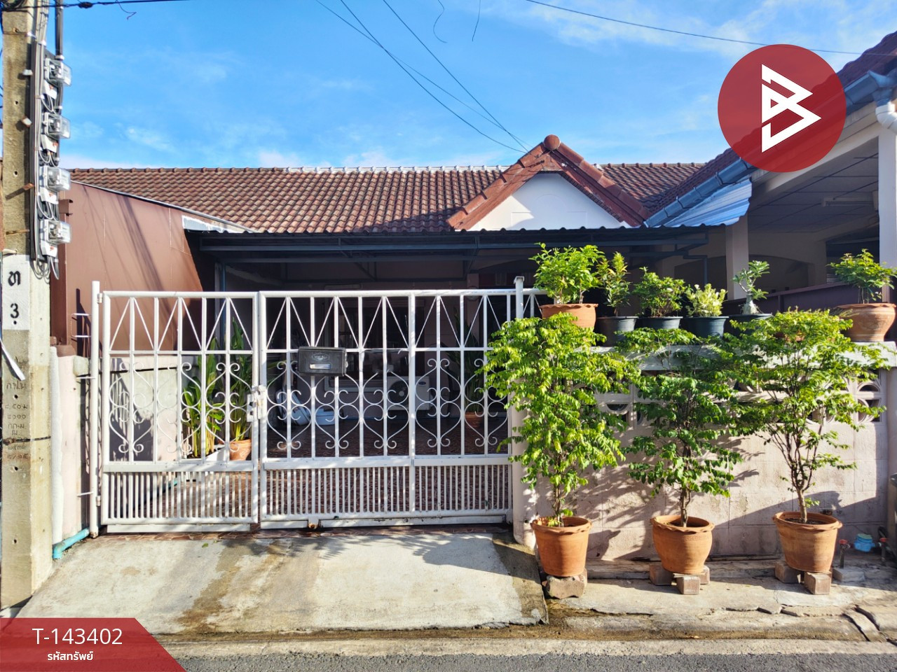 Townhouse for sale Suksamran Village, Phetkasem 63, Phasi Charoen, Bangkok