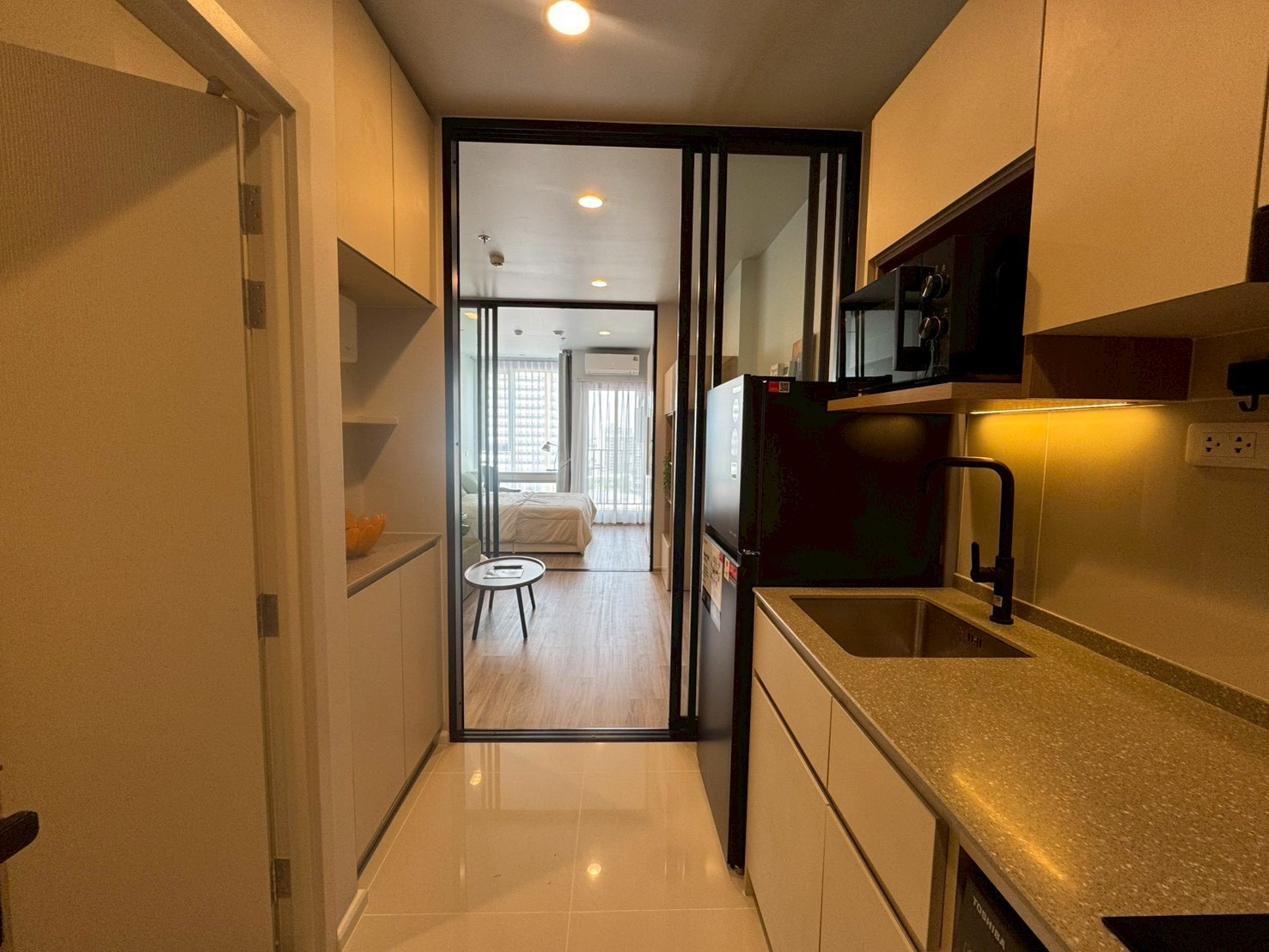FOR RENT 🔥คอนโดใหม่ย่านทองหล่อ 𝐂𝐮𝐥𝐭𝐮𝐫𝐞 𝐓𝐡𝐨𝐧𝐠𝐥𝐨𝐫 1 BEDROOM 27 sq.m.  ใกล้รถไฟฟ้า BTS สถานีทองหล่อ* ONLY 29k/month – รูปที่ 3