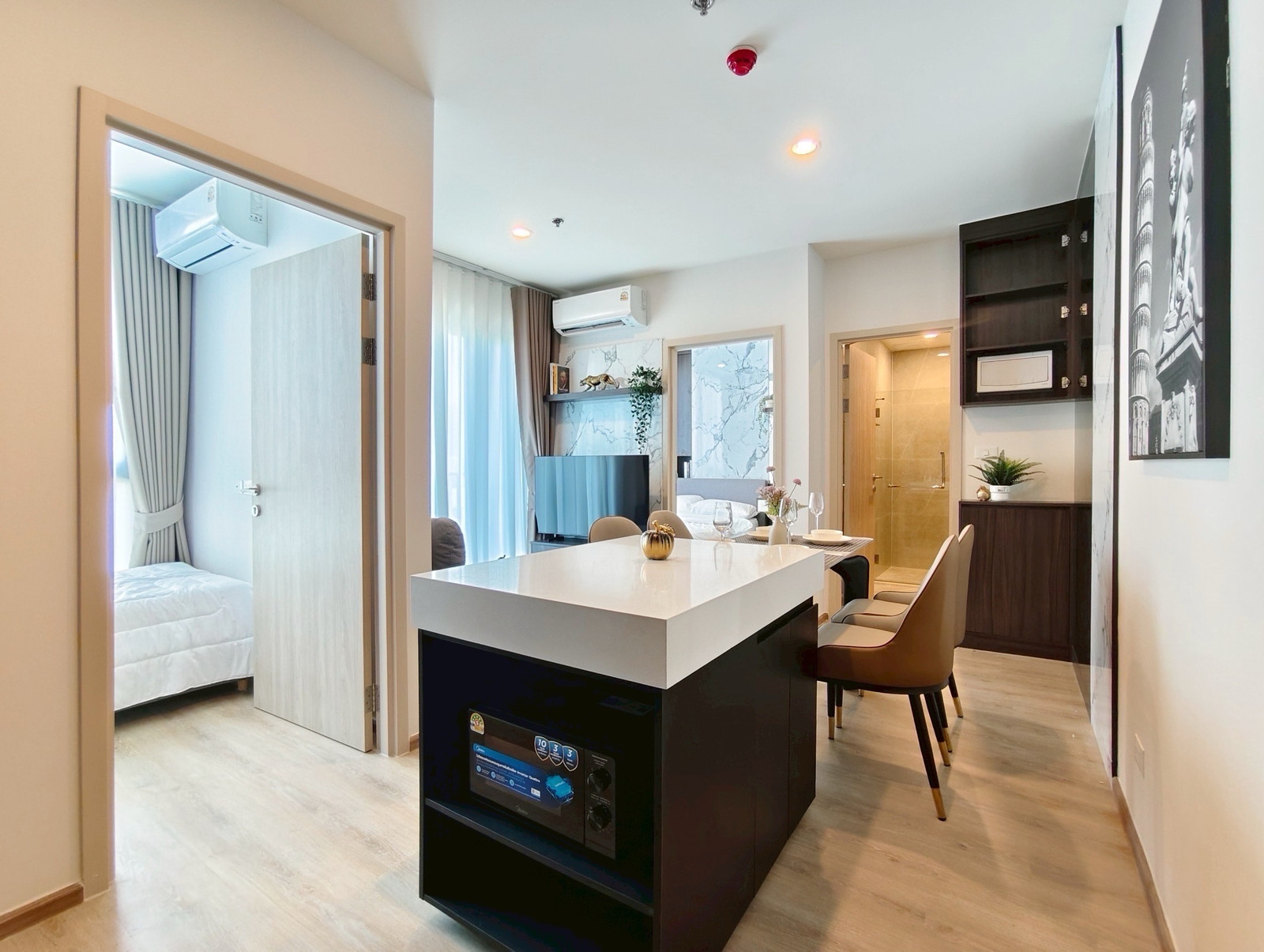NUE District R9 300m to MRT Rama9 | 2 beds 1 bath Modern luxury furnished ✨ NUE District R9 300m to MRT Rama9 | 2 beds 1 bath Modern luxury furnished ✨