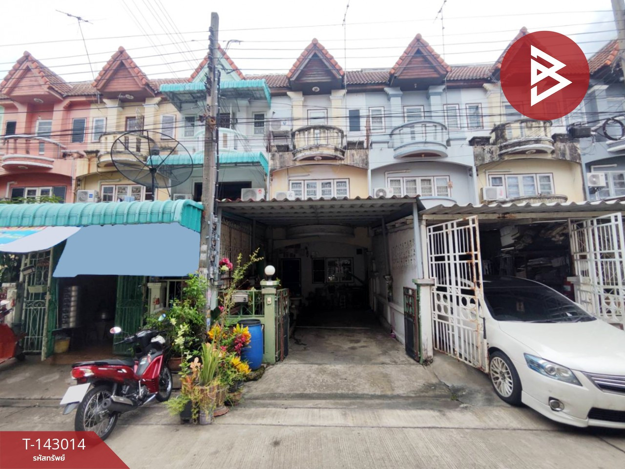 Townhouse for sale Phongsirichai Village 4, Phetkasem 81, Nong Khaem, Bangkok