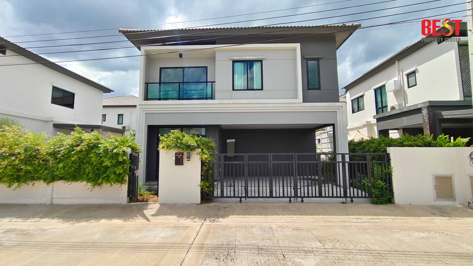 🏡 ขาย บ้านเดี่ยวสไตล์ Minimal โครงการ Grand Britania วงแหวน-รามอินทรา ติดสวนส่วนกลาง ทำเลทอง! 🏡 ขาย บ้านเดี่ยวสไตล์ Minimal โครงการ Grand Britania วงแหวน-รามอินทรา ติดสวนส่วนกลาง ทำเลทอง!