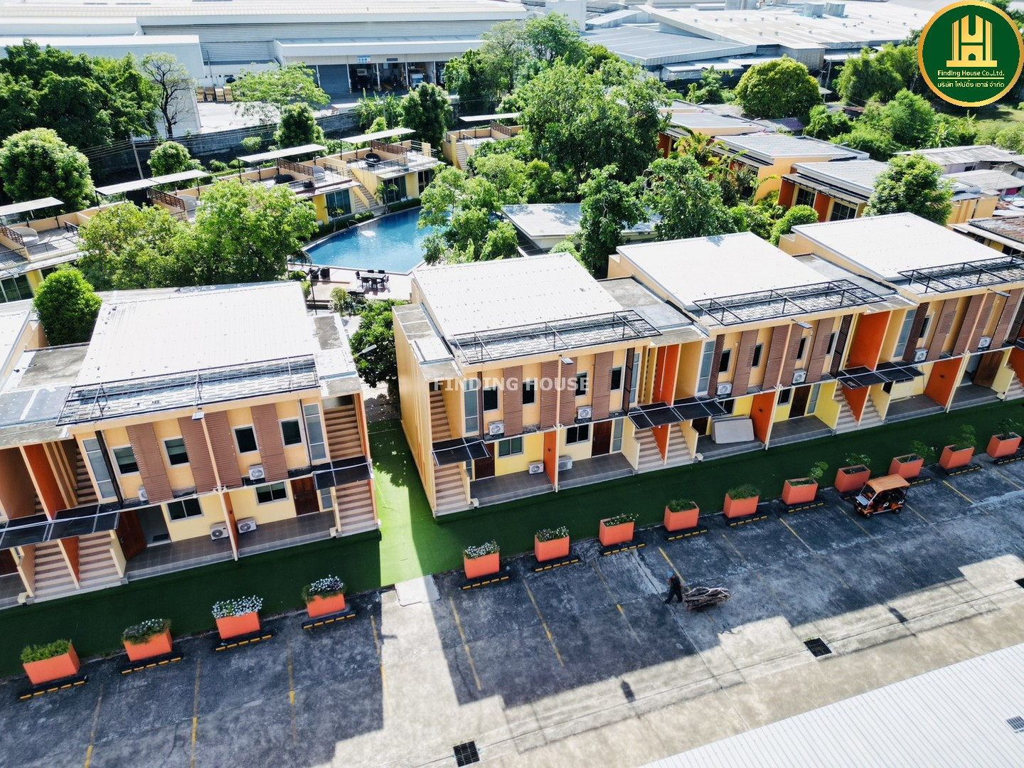 Investment grade resort for sale near ABAC Bangna | Bangkok Grand Resort Investment grade resort for sale near ABAC Bangna | Bangkok Grand Resort
