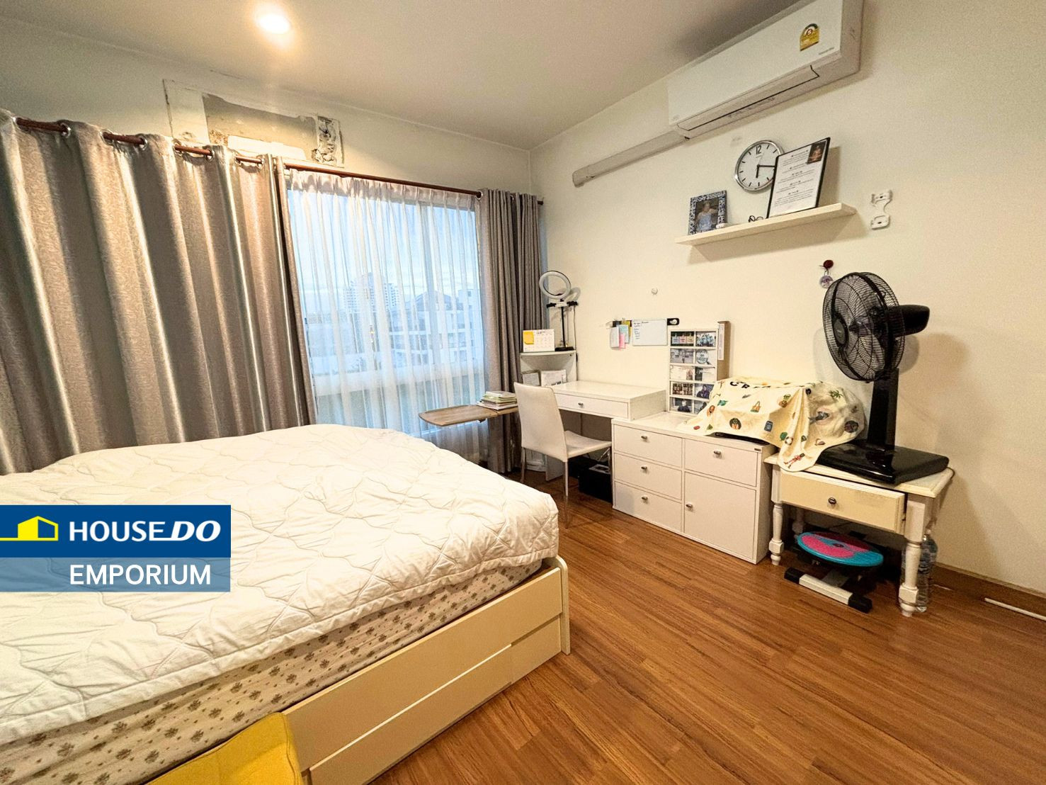 🏡 Condo for Sale – Wellington Condominium