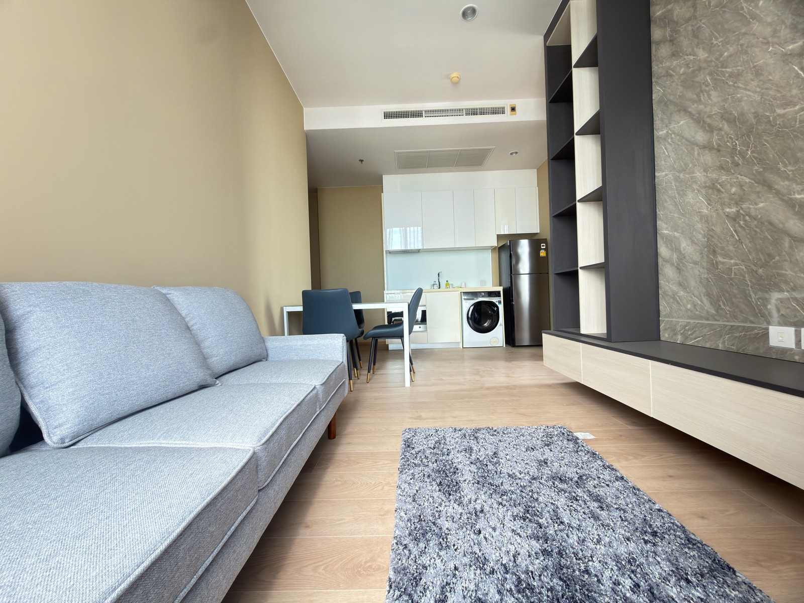 Agent post
✨ RARE UNIT FOR SALE ✨
🏙️ Noble BE19 Sukhumvit
Luxury Living in the Heart of Sukhumvit
🔹 ชั้น 42
🔹 ขนาด 46 ตร.ม.
🔹 1 ห้องนอน | 1 ห้องน้ำ
🔹 ห้องมือสอง สภาพดี พร้อมเข้าอยู่ Agent post
✨ RARE UNIT FOR SALE ✨
🏙️ Noble BE19 Sukhumvit
Luxury Living in the Heart of Sukhumvit
🔹 ชั้น 42
🔹 ขนาด 46 ตร.ม.
🔹 1 ห้องนอน | 1 ห้องน้ำ
🔹 ห้องมือสอง สภาพดี พร้อมเข้าอยู่