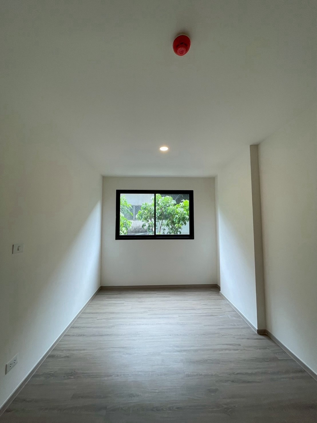  selling verses Pet-friendly zone