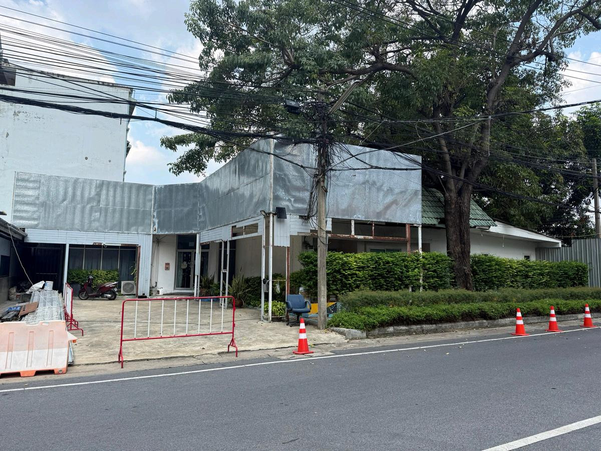 🏢 ให้เช่า Commercial Compound ใจกลางวิภาวดี–จตุจักร | พื้นที่ 400 ตร.ม. | จอดรถจำนวนมาก | เหมาะสำนักงานใหญ่ คลินิก โชว์รูม – รูปที่ 3