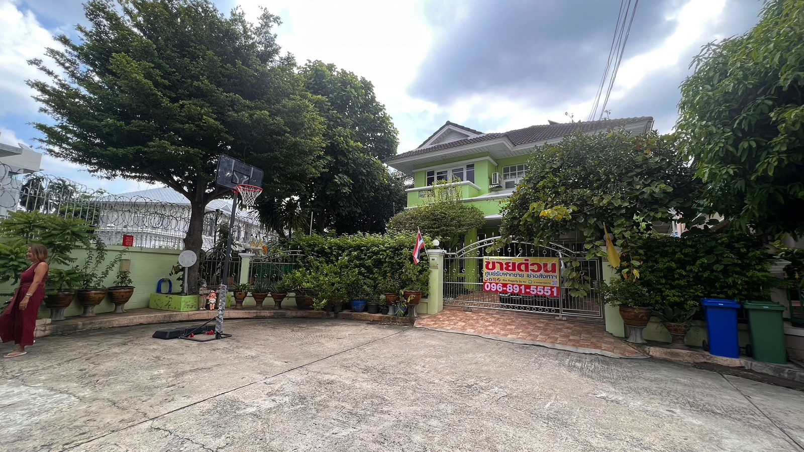 📍ขายด่วนบ้านเดี่ยว หมู่บ้านเพอร์เฟคเพลส เฟส2 รามคำแหง ซอย 164, มีนบุรี กรุงเทพมหานคร ขนาดที่ดิน 74.20 ตารางวา 🚩บ้านหลังมุม สภาพดีมาก มีพื้นที่สวนด้านข้างสวยงาม ร่มรื่นมาก ME-096 📍ขายด่วนบ้านเดี่ยว หมู่บ้านเพอร์เฟคเพลส เฟส2 รามคำแหง ซอย 164, มีนบุรี กรุงเทพมหานคร ขนาดที่ดิน 74.20 ตารางวา 🚩บ้านหลังมุม สภาพดีมาก มีพื้นที่สวนด้านข้างสวยงาม ร่มรื่นมาก ME-096