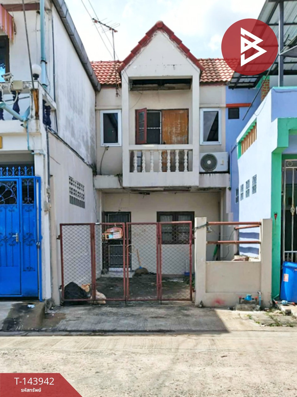 2-story townhouse for sale, Rabiang Thong Village, Phahonyothin 52, Bangkok.