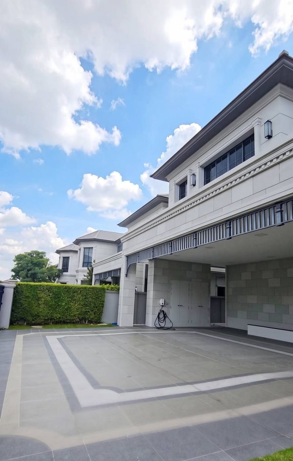 Luxury mansion for sale NARASIRI KRUNGTHEP KREETHA