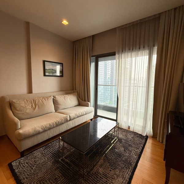 For Rent Hyde Sukhumvit 13  3beds size 98 sq.m. F/F