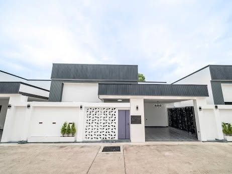 ✅ Luxury pool villa for sale With private swimming pool, Pattaya ✅ PCK Pool Villa