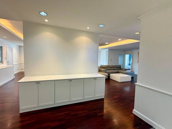 LTH15817 - Spacious Condo for Rent Phrom Phong | D.S. Tower 1 Sukhumvit 33 | Near BTS Phrom Phong | 95,000 THB | คอนโดห้องใหญ่พิเศษให้เช่า พร้อมพงษ์ โครงการ D.S. Tower 1 สุขุมวิท 33 ใกล้ BTS พร้อมพงษ์