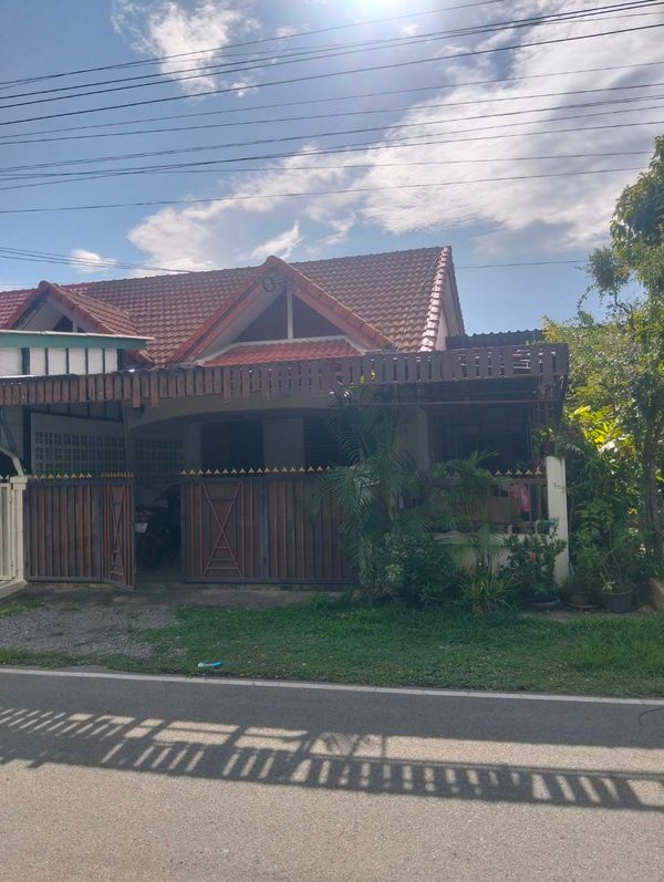 95892 - ขายทาวน์เฮ้าส์ ทำเลดี ต.ป่าบง อ.สารภี จ.เชียงใหม่