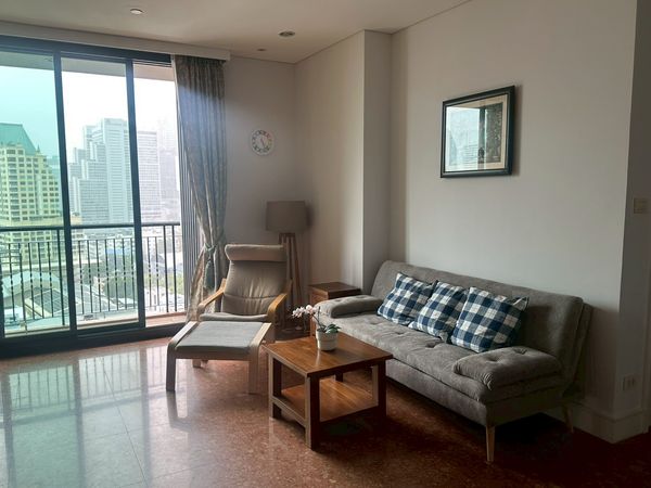 For rent, luxury Spanish style condo, Aguston Sukhumvit 22.