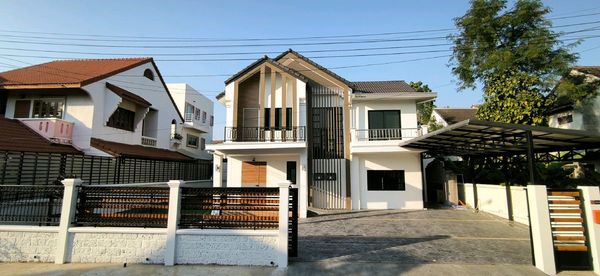 🔥🔥31977🔥🔥 2-story detached house for rent in Sin Sap Nakorn Village, Phutthamonthon Sai 2. 🌐LINE ID: @fastforrentcondo