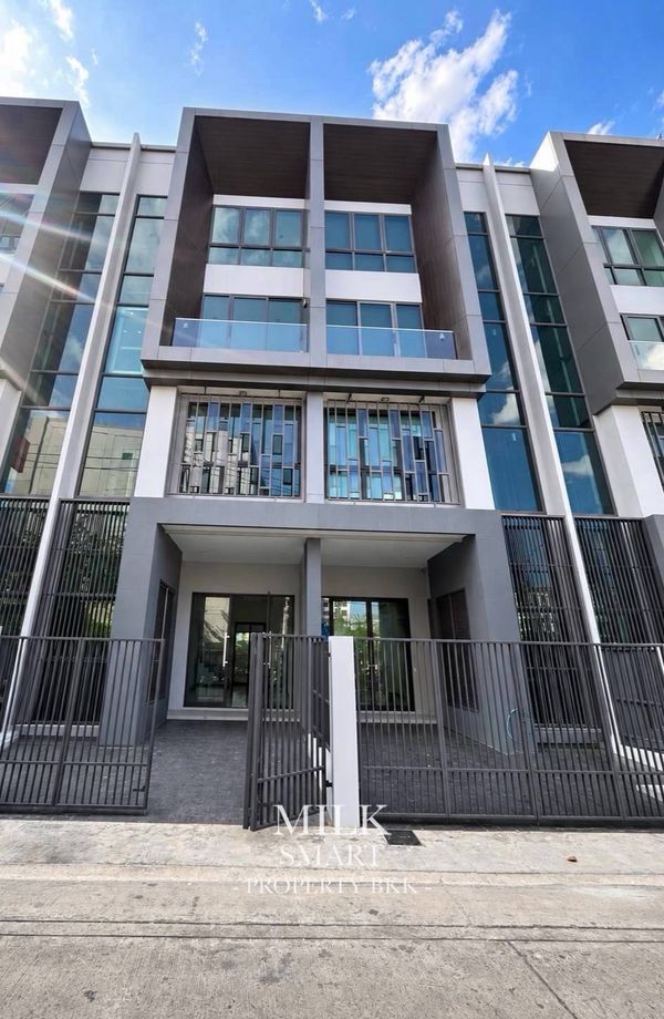 JW Home Office for Rent