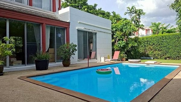 House with pool for rent in rama 9 