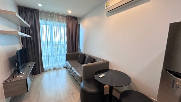 For rent Ideo Wutthakat 🚈 1 bedroom, beautiful room, fully furnished, high floor, convenient travel, near BTS Wutthakat.