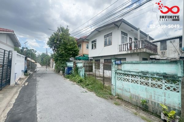 2-story detached house for sale, 57 sq m, Ramintra 30, near the Pink Line BTS. Chalong Rat Expressway