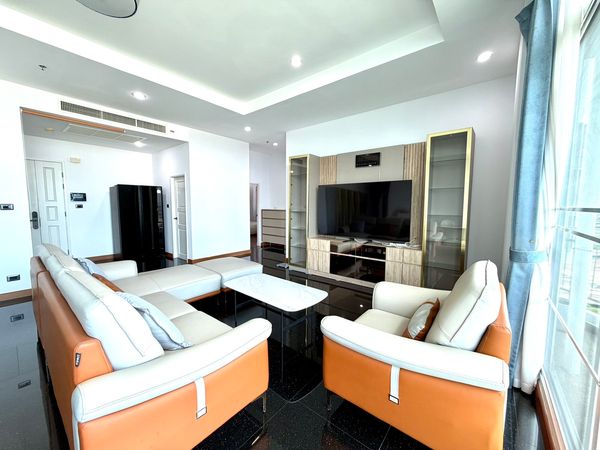ปล่อยเช่า Penthouses ขนาด 4 ห้องนอน พร้อมห้องแม่บ้าน | โครงการ Supalai Wellington 1 | ตกแต่งเฟอร์ครบพร้อมอยู่ , ใกล้ MRT ศูนย์วัฒนธรรม และ Central พระราม 9