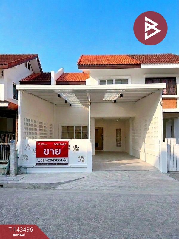 2-story townhouse for sale, Ratchaburi Housing Authority Village, newly renovated, beautiful, ready to move in.