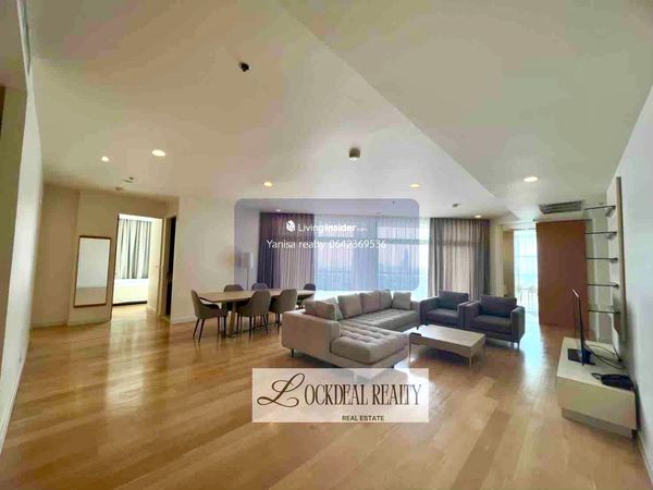 三室两厅，面积200平方米。125,000 泰铢 | 曼谷河畔查特里姆公寓 River view !! rare unit I ready to movein I Chatrium Residence Riverside Bangkok I  สนใจนัดชมโทร 064-2369536 คุณลี่