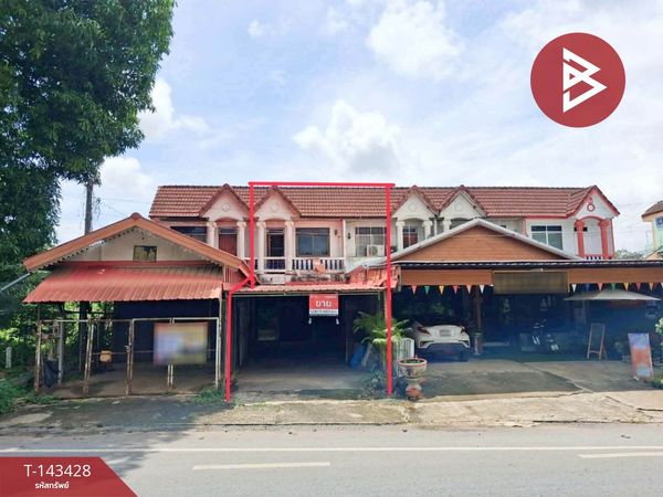 2-story townhouse for sale, area 22.5 sq m, Tha Sao, Uttaradit.