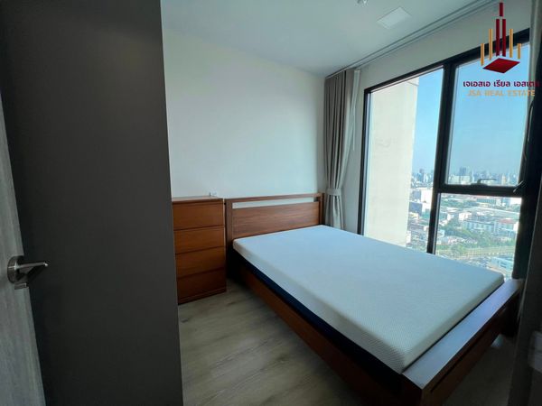 ✨ For Sale: The Privacy Taopoon Interchange Condo ✨ 💰 Only 3,400,000 THB