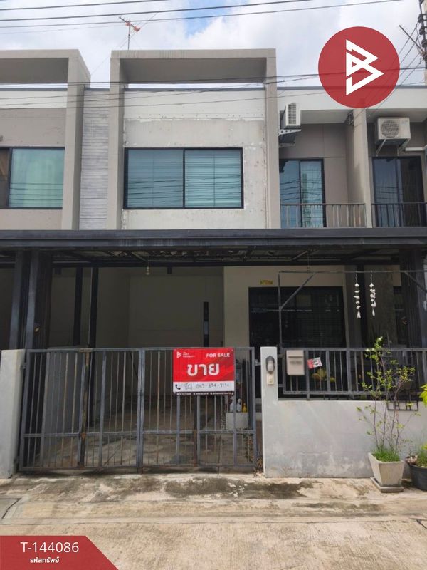 Townhouse for sale Esgate Village Bangkok-Pathumthani (S Gate Bangkok-Pathumthani) ready to move in