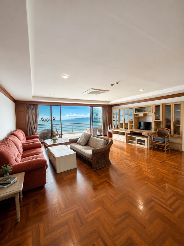 Royal Cliff Garden / 4 Bedrooms (FOR RENT), รอยัล คลิฟ การ์เด้น / 4 ห้องนอน (ให้เช่า) KP069