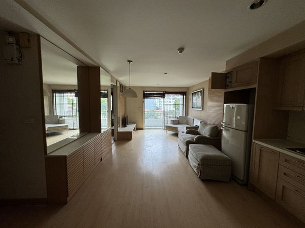 ห้องสวยพร้อมอยู่ เป็นส่วนตัว ใกล้ BTS เอกมัย / The Bangkok Sukhumvit 61 2 Bed 75 sq.m. โทร 0937890899