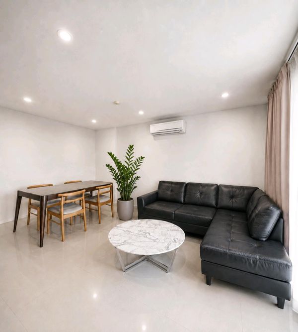 ❤️ 2 bed condo best deal ❤️
The Clover Thonglor คอนโดให้เช่า
กลาง ทองหล่อ สุขุมวิท 55
Condo for Rent