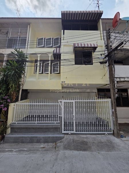 ขายทาวน์โฮม 3 ชั้น พระราม 9-ดินแดง ใกล้ MRT เดินได้ เหมาะทำโฮมออฟฟิศ  No.50-TH-69004