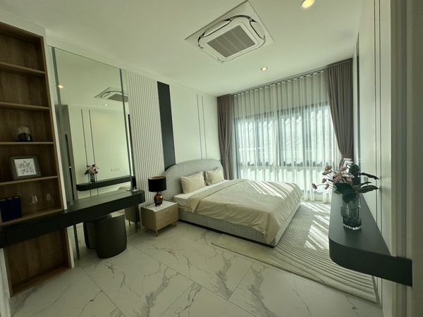 For Sale | The Lavish – LV8 Aurora with Private Swimming Pool** Code: S03-2713