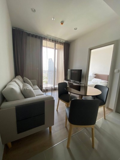 🔥For Rent Now🔥 Oka Haus Sukhumvit 36 🚆 Near BTS Thonglor | 2 Bedrooms, 32nd Floor | North Facing, Shady and Breezy, Ready to Move In