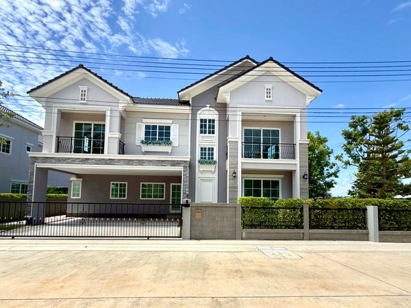 บ้านหลังใหญ่ 4 ห้องนอน ติดถนนใหญ่ เปิดโซนใหม่  แปลงมุม หน้าสวนสวย 
