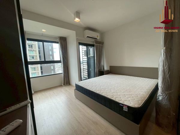 ✨ For Rent: Ideo Sathorn - Wongwian Yai Condo ✨ 💰 Only 17,000 THB/month