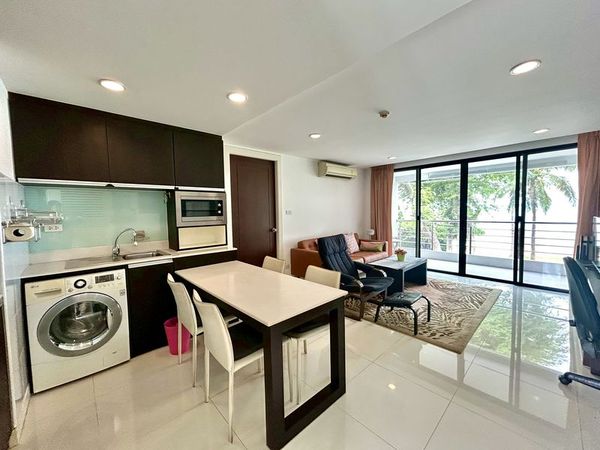 ให้เช่า Golden Coast ศรีราชา คอนโดติดทะเล ห้องใหญ่ หน้าหาด