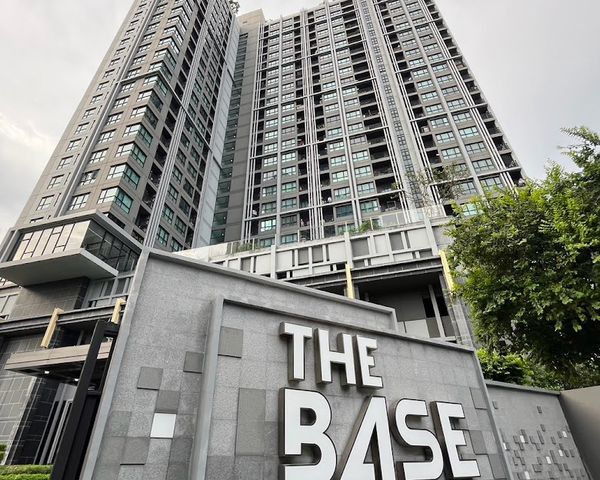 ✨ ขายด่วน! เดอะ เบส พาร์ค อีสท์ (The Base Park East) พร้อมผู้เช่า Yield สูง 5.5% 📈