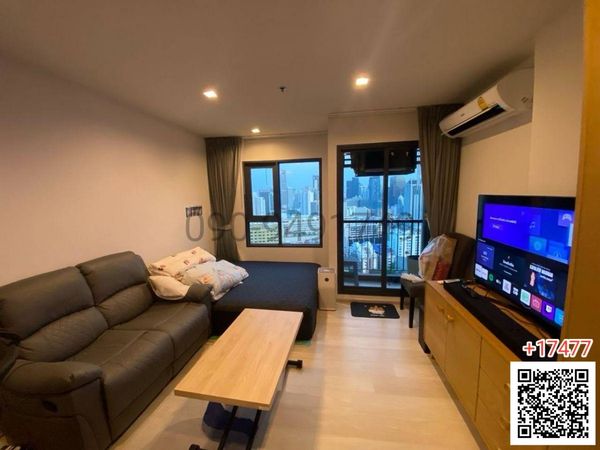 Condo for sale: Life One Wireless near BTS Ploenchit.
