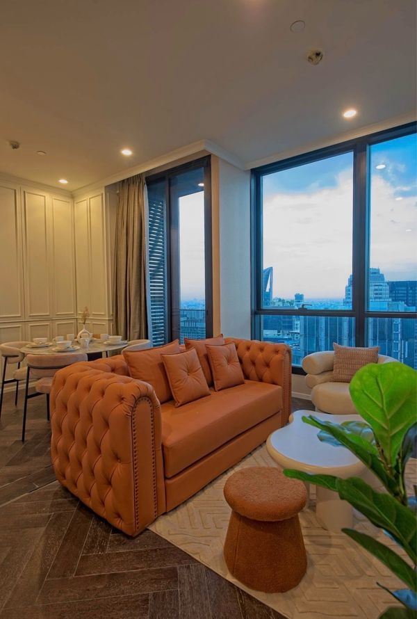 The esse Sukhumvit 36/2 bedrooms2bathrooms /77 sqm./31 fl./95,000