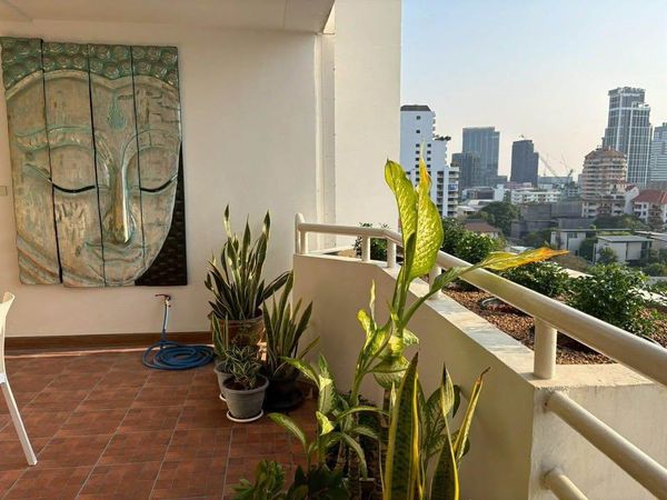 LTHC15824 - Luxury Pet-Friendly Condo for Sale Ekkamai | La Cascade | Near BTS Ekkamai | 35 MB | คอนโดหรูขาย เอกมัย เลี้ยงสัตว์ได้ พร้อมระเบียงขนาดใหญ่ ใกล้ BTS เอกมัย