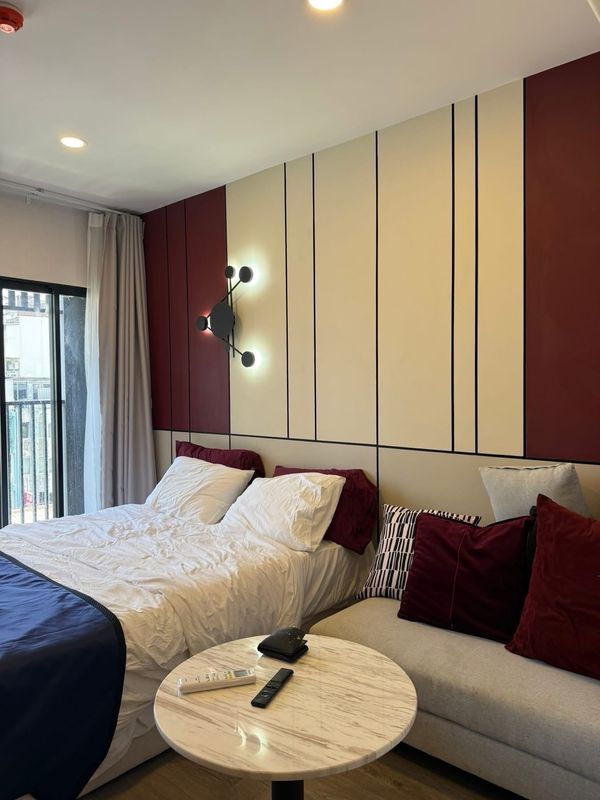 🌃✨ Soho Bangkok Ratchada | Built-in, beautiful, fully decorated room 🖤 luxurious common area Sky Lounge + fitness 24 hrs. 🚇 near MRT Huai Khwang