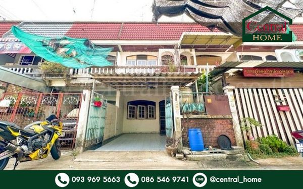 2-story townhouse Suksabai Villa Soi Lat Phrao 87 Near Ekkamai-Ramindra Expressway, very cheap price.