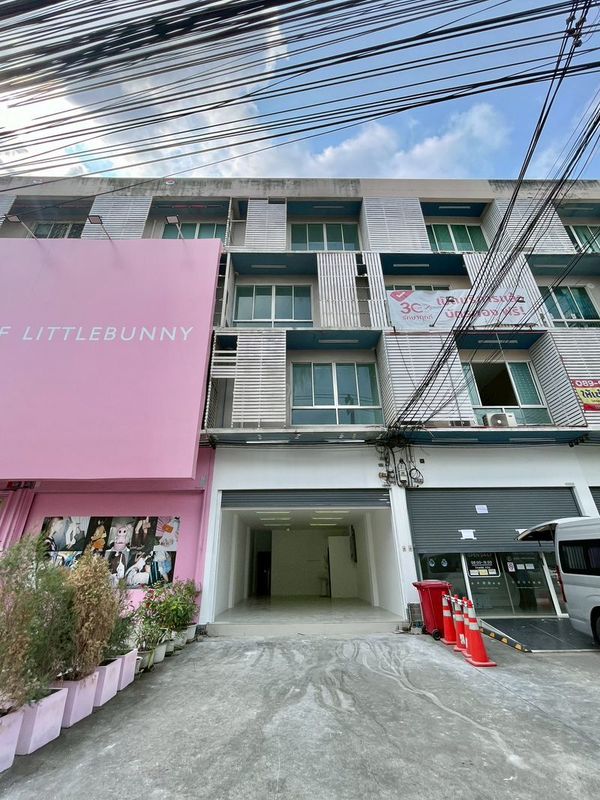 THB003 ให้เช่า อาคารพาณิชย์ 4 ชั้น ติดถนนลาซาล (สุขุมวิท 105) บางนา