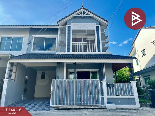 Townhouse for sale Baan Fah Piyarom Project, Phase 1, Lam Luk Ka, Pathum Thani