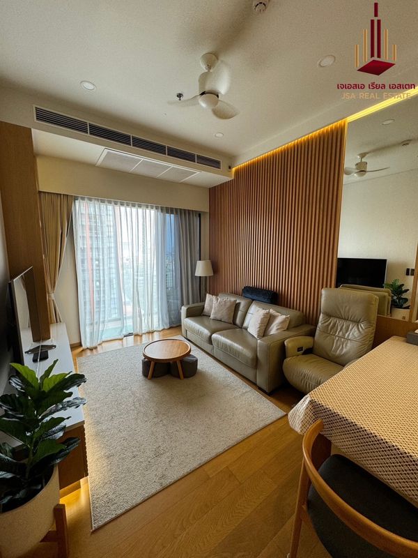✨ For Rent: Siamese Exclusive Sukhumvit 31 Condo ✨  💰 Only 52,000  THB/month 